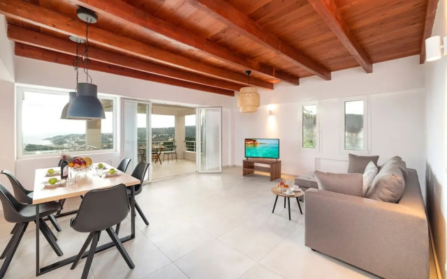 Villa Konstantinos Hilltop Vineyard Escape