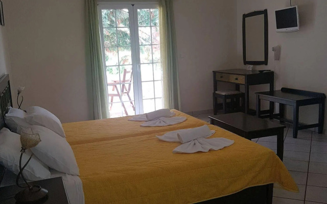 Pantonia Apartments