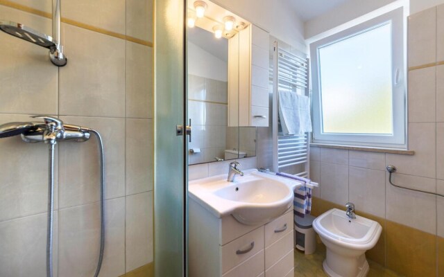 Awesome Apartment in Vodnjan With 1 Bedrooms and Wifi