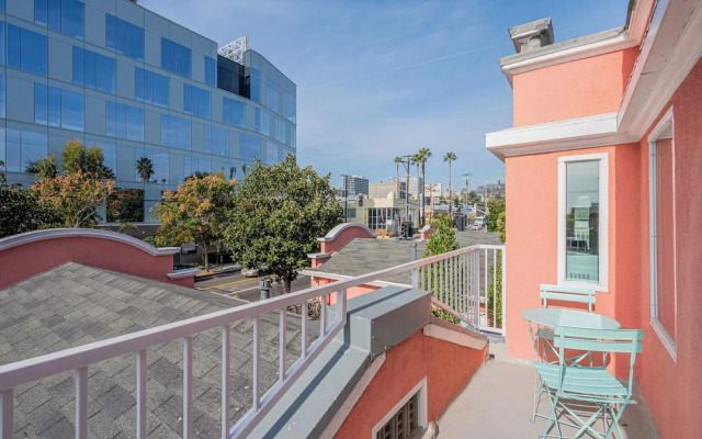 The Gower Street Bungalows by AvantStay