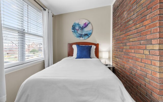 Forest Park Oasis | JZ Vacation Rentals