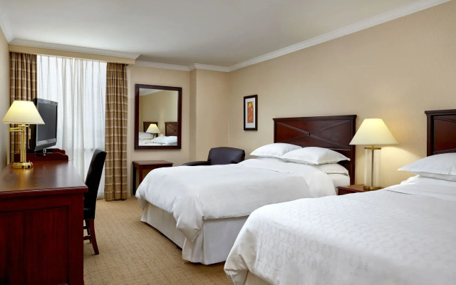 Sheraton Parkway Toronto North Hotel & Suites