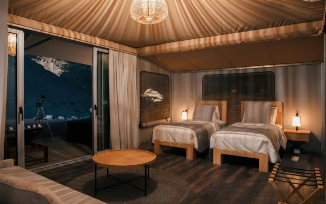 Moon Retreat by Sharjah Collection