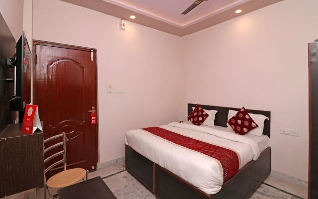 Oyo 13136 Hotel Taj Ansh 2
