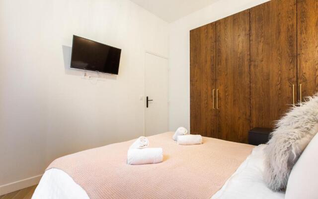 Luxury home in paris