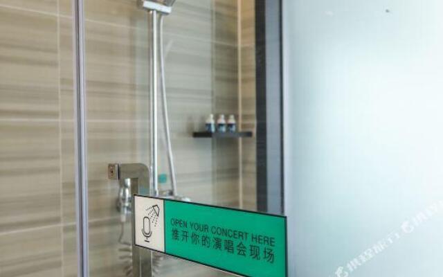 Xana Hotelle· Weifang Railway Station