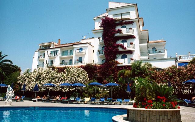 Sant Alphio Garden Hotel & Spa