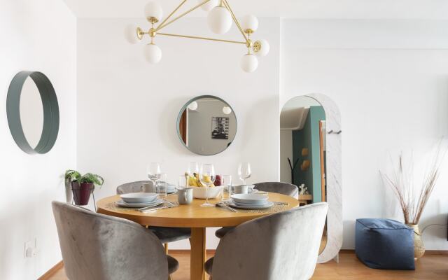 Capitalia Chic and Stylish Flat