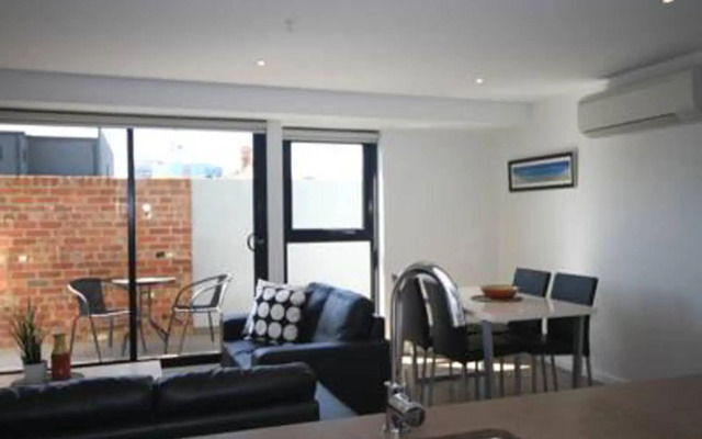 RNR Serviced Apartments North Melbourne