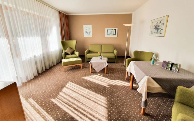 Hotel & Gasthof Zur Linde