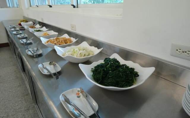 Cishan san-ho-yuan B&B