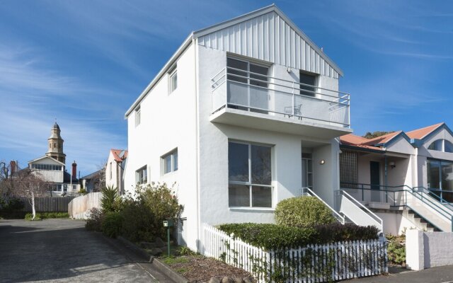 4 at 8 Battery Point Townhouse
