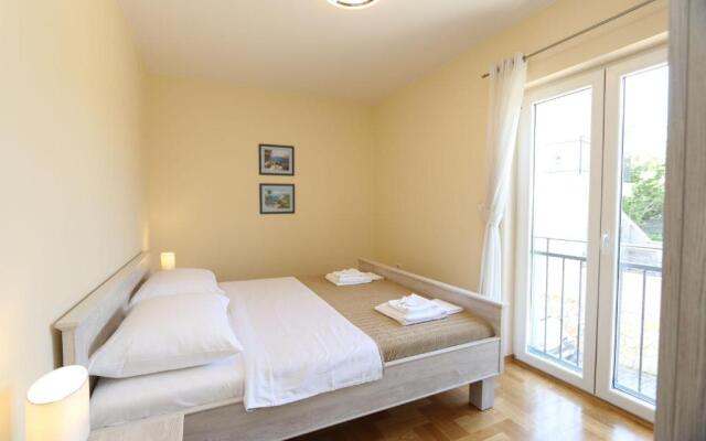 Apartment Soline Cove