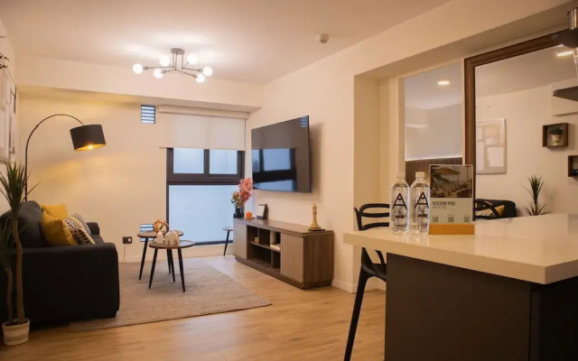w Remarkable 1BR in San Isidro
