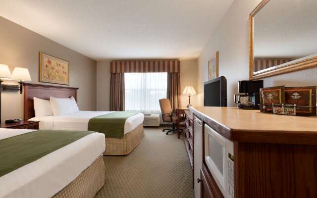 Country Inn & Suites by Radisson, St. Cloud East, MN