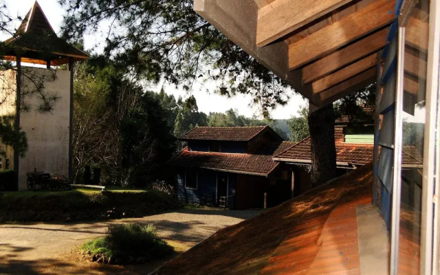 Hotel Pousada Colina de Pedra