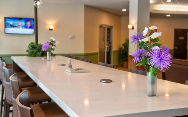 Clearwater Suite Hotel