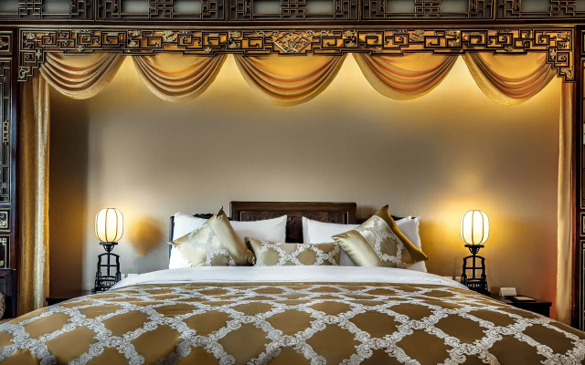 Kunming Green Lake Hotel