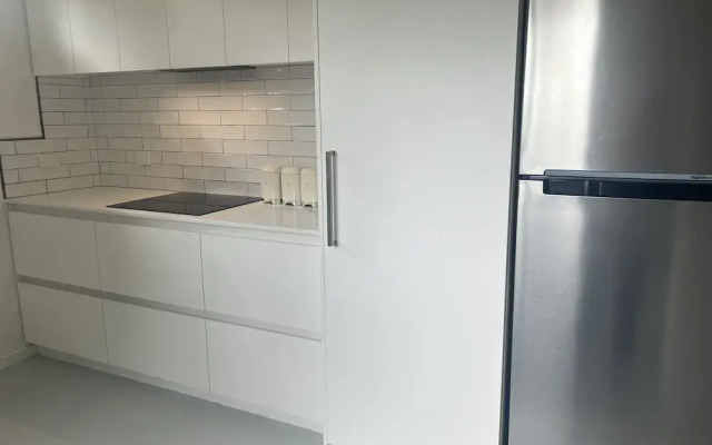 Glenaire Apartments on Frazer St