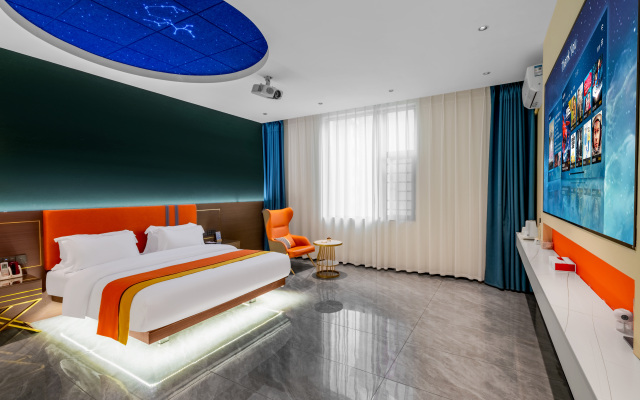 Xi'an Qingya Hotel (Qujing North Railway Station)