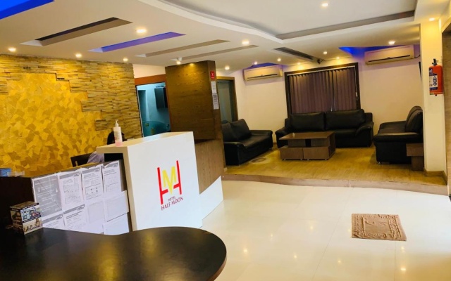 Hotel Halfmoon Hospitality