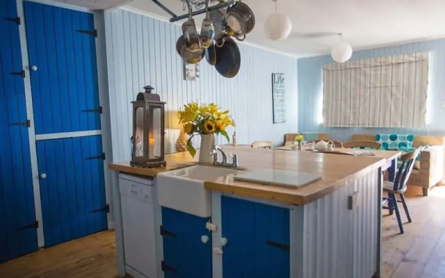 Lusty Glaze Beach Accommodation