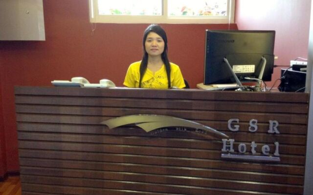 Golden Silk Road Hotel