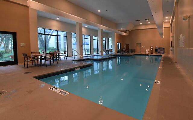 Holiday Inn Irving Las Colinas by IHG