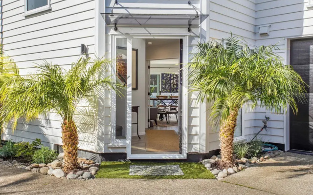 The Oasis Home with Hot Tub and Parking