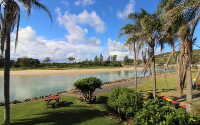 Beachfront 3, 25 Willow Street