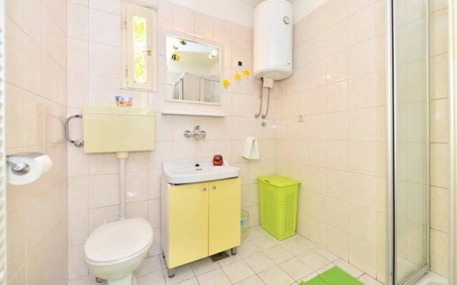 Sunce - in Center With Parking - A1