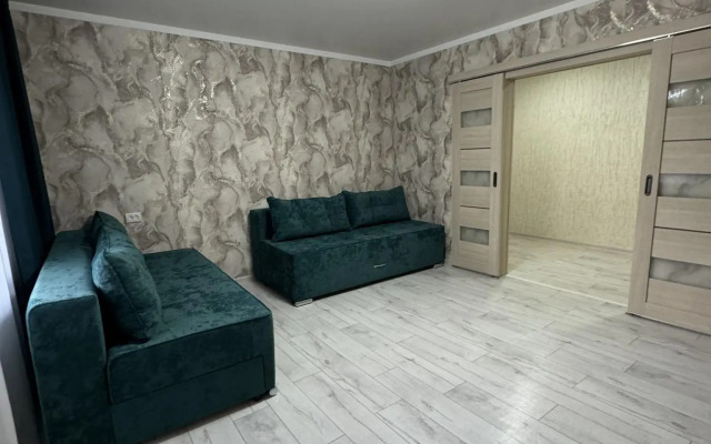 Апартаменты в 8 микрорайоне 7