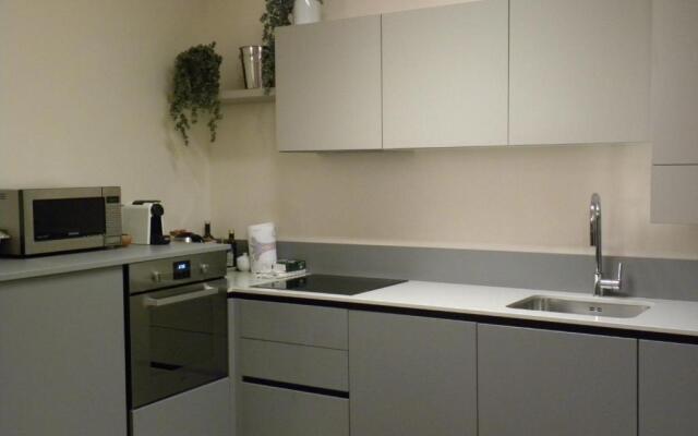 Portico Oscuro Deluxe Apartment - centro città