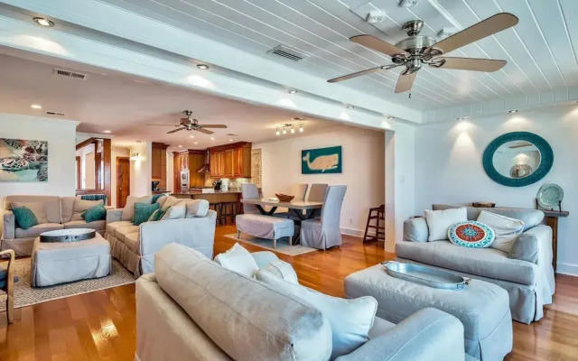Green Reef Townhomes by Resort