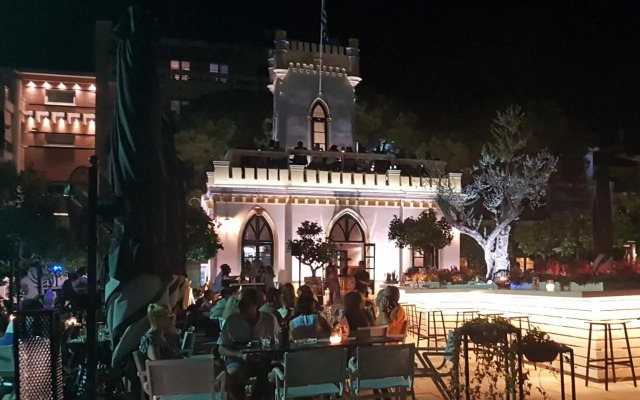 Dimitris Villa