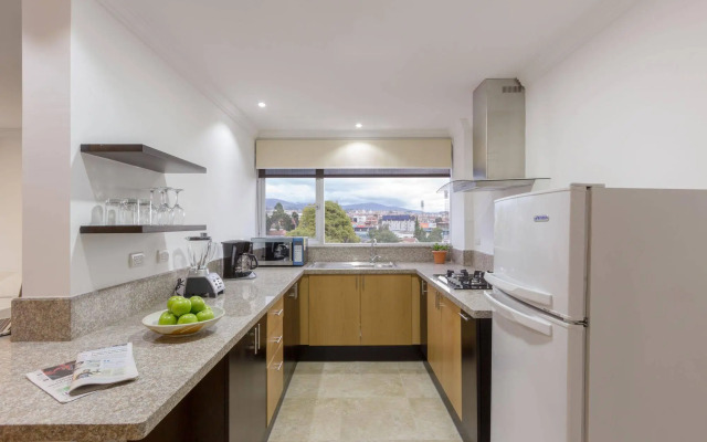 Gaviota Apartments & Suites