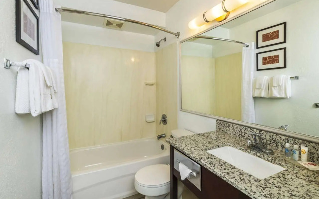 Comfort Inn And Suites