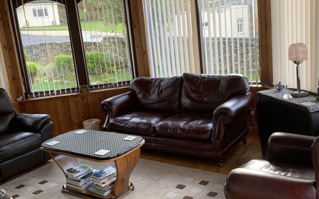 Ashburn House De Luxe B&B