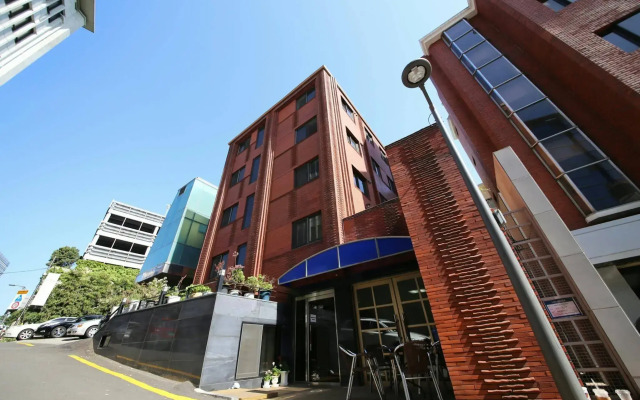 Myeongdong Hello Residence