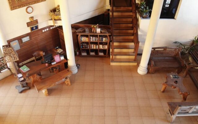 Hotel The Flora Kuta Bali