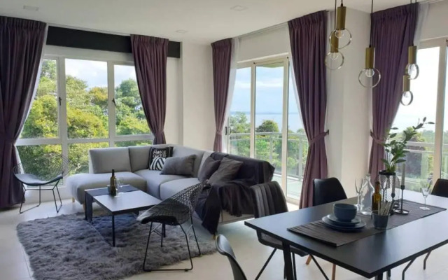 Santubong Suites B Just Like Home Damai