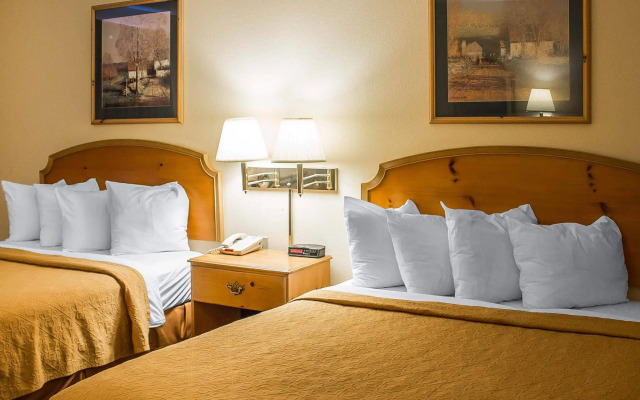 Quality Inn & Suites Bellville - Mansfield