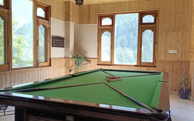 Majestic Mountain Bhaiji Guest House