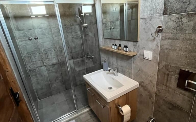 Tas Konak Butik Otel Bungalov