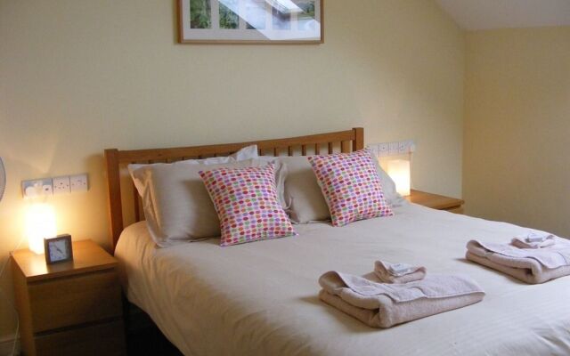 The Lowfield Inn