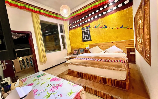 ShangriLa chudengshuo homestay