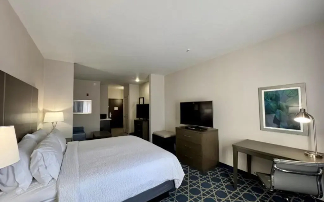 Garner Hotel Longview South by IHG