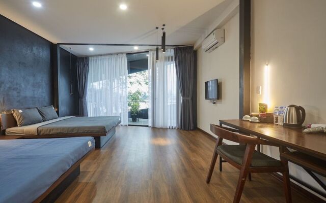 The Garden Capsule Hotel