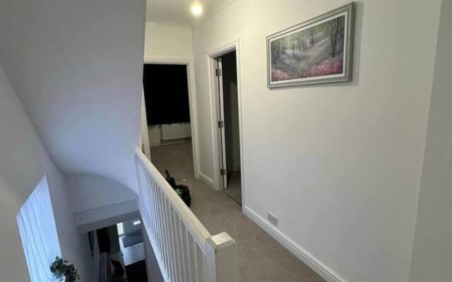 Modern 5-bed House in London Close Excel - Big Ben