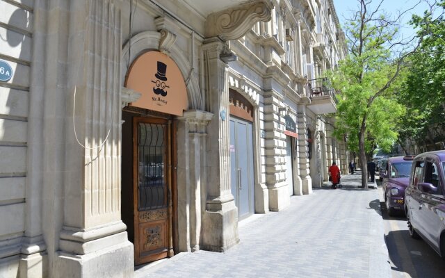 Mr. Hostel Baku